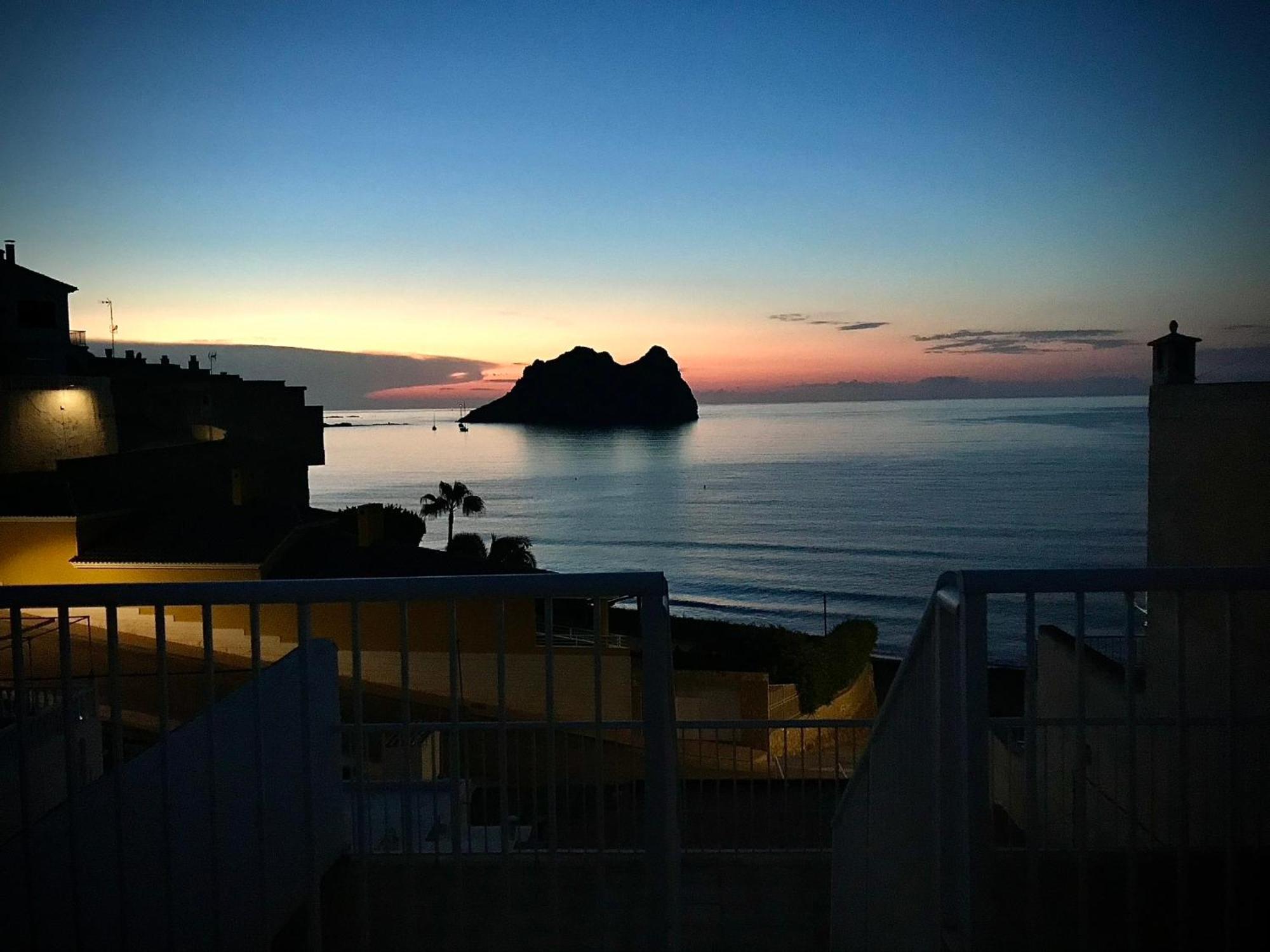 La Paloma, Chalet A Pie De Playa Агилас Экстерьер фото